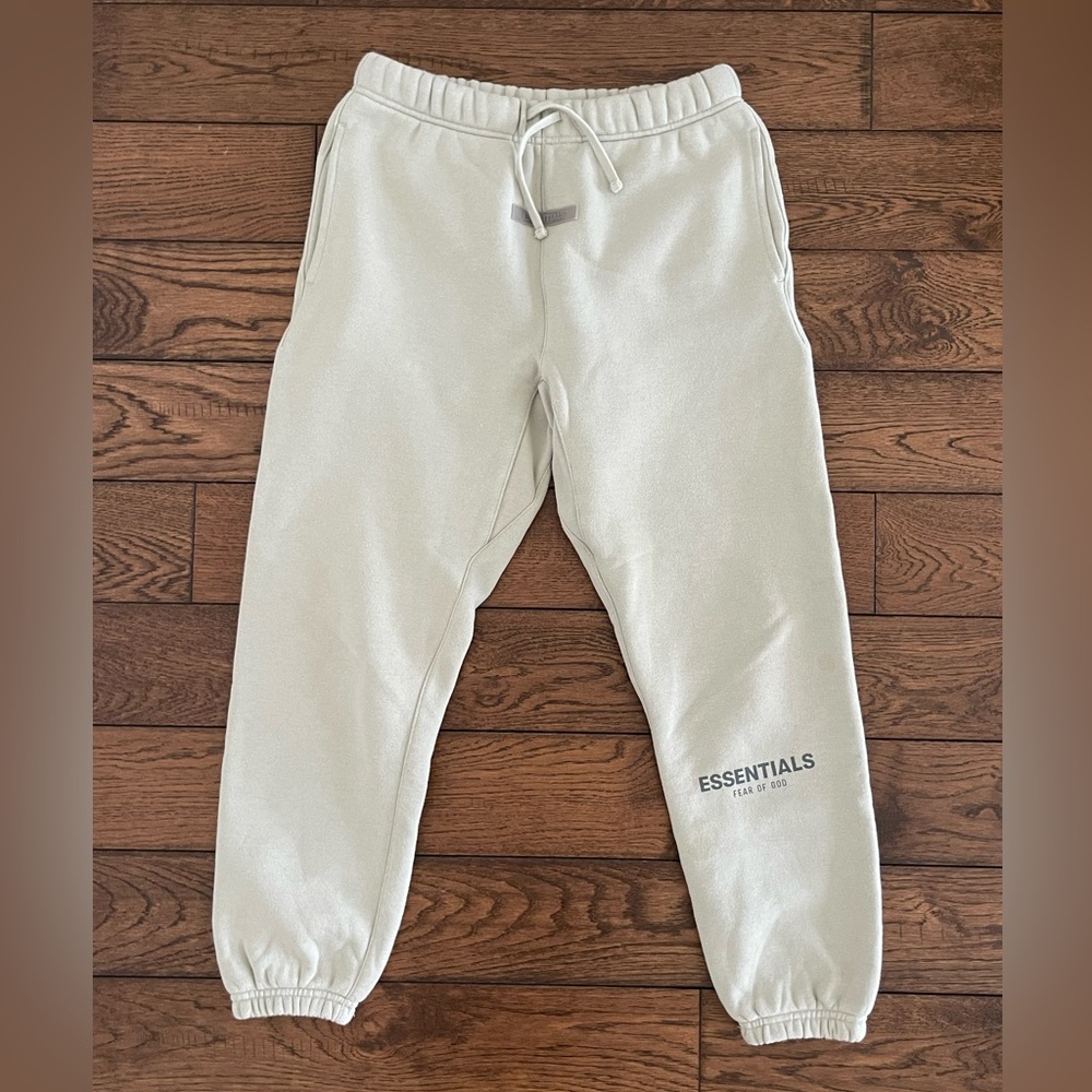 FEAR OF GOD ESSENTIALS SAGE GREEN FLEECE LOUNGE PANTS JOGGERS SWEATS